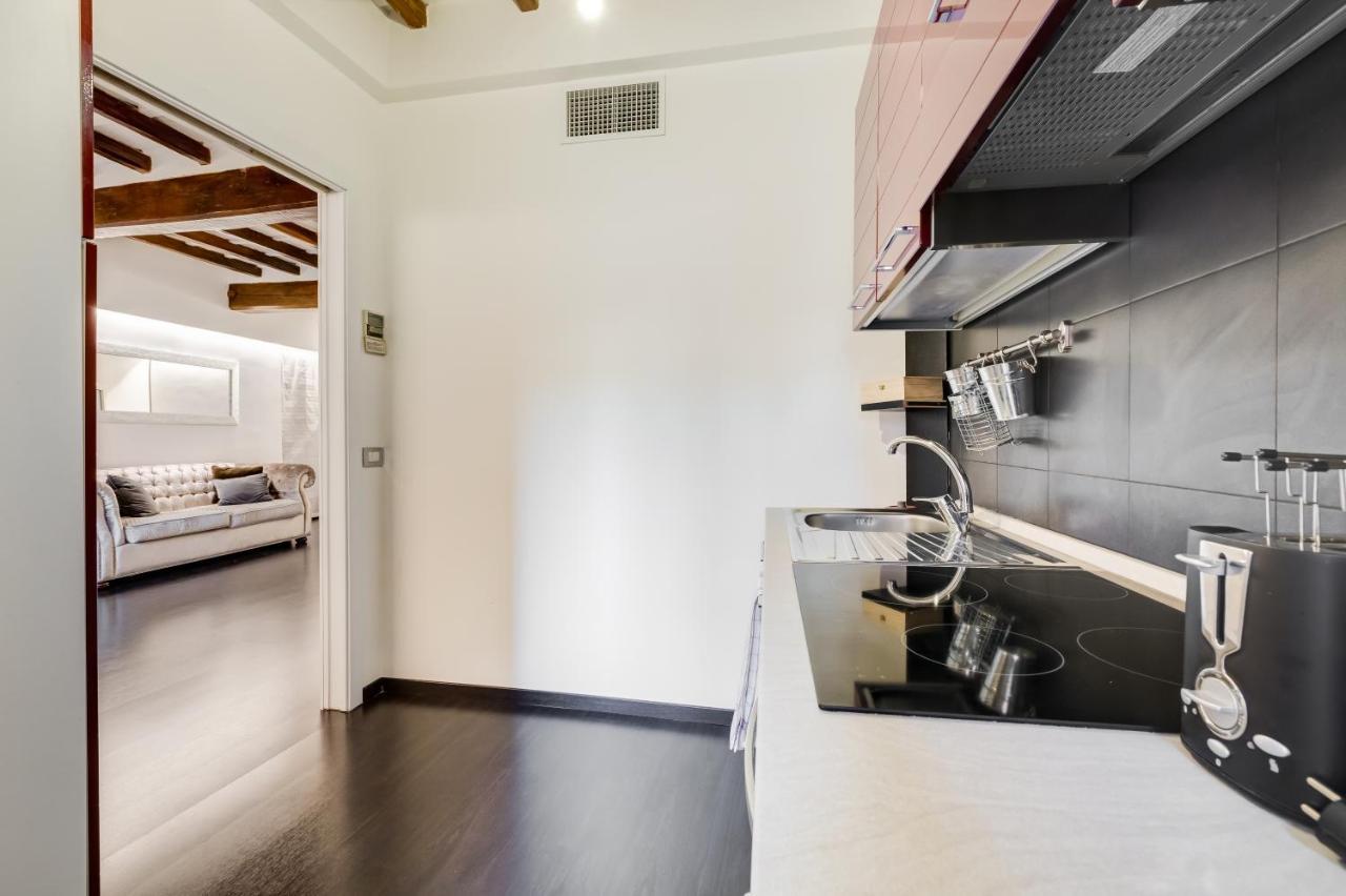 Colonna Luxury - Pantheon Apartamento *